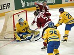 Schweden-Lettland bei der WM 2005.jpg