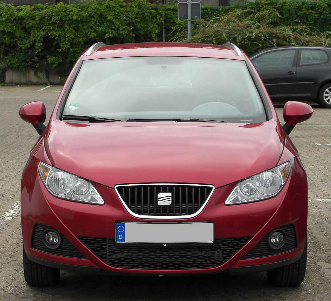 File:Seat Ibiza SC Copa (6J) – Frontansicht, 28. Mai 2011, Düsseldorf.jpg -  Wikimedia Commons