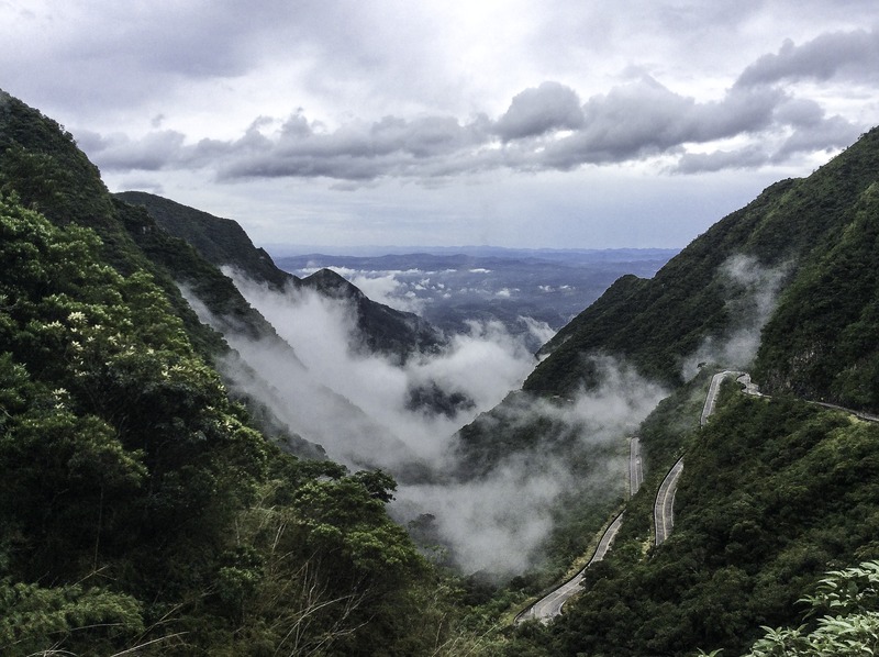 File:Serra do Rio do Rastro, Curves.tif