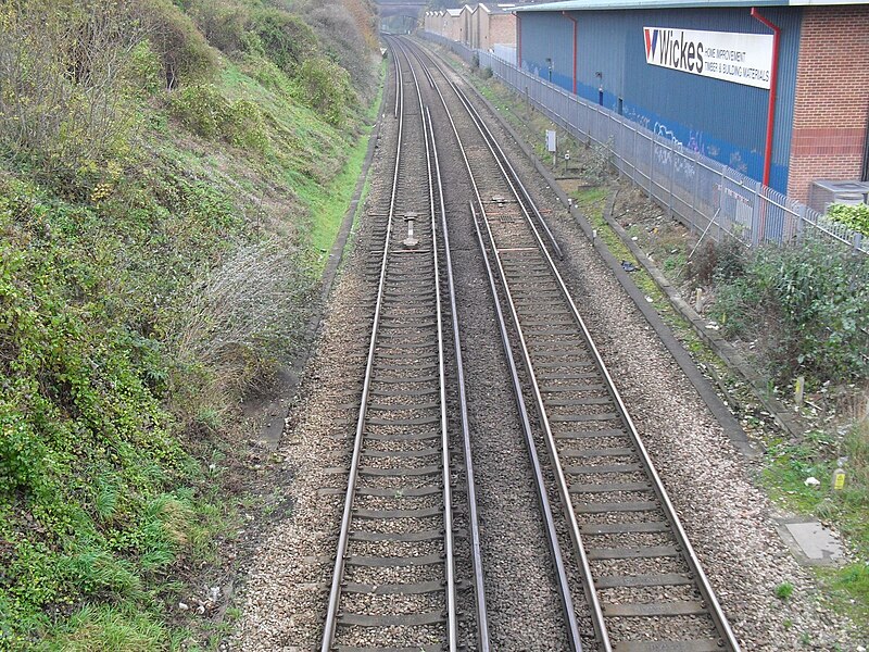 File:Site of Holland Road Halt, Hove (November 2010) (1).JPG