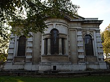 Exterior of the apse with its unconventional convex Venetian window St Paul Deptford2.jpg