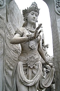 Statue of Goddess or Queen at Monas.JPG