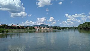 A szentendrei Duna korzó a Bükkös-patak torkolata felől