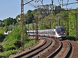 TGV Annecy-Parigi in transito a Viviers-du-Lac direzione Chambéry