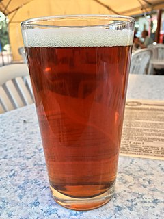 <span class="mw-page-title-main">Pale ale</span> Type of ale