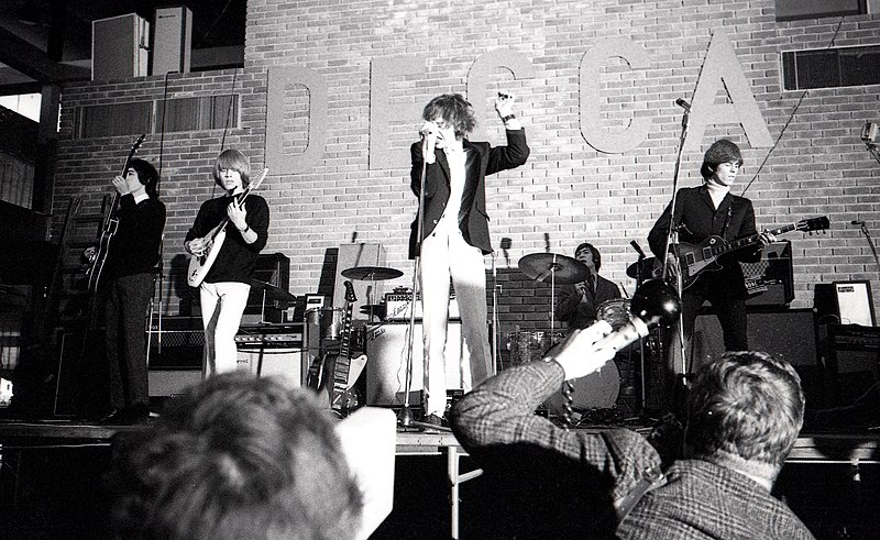 File:The Rolling Stones, konsert i messehallen på Skøyen, 1965.jpg