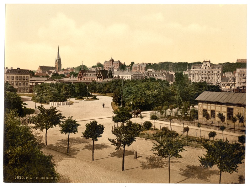 File:The promenade, Flensburg, Schleswig-Holstein, Germany-LCCN2002720647.tif