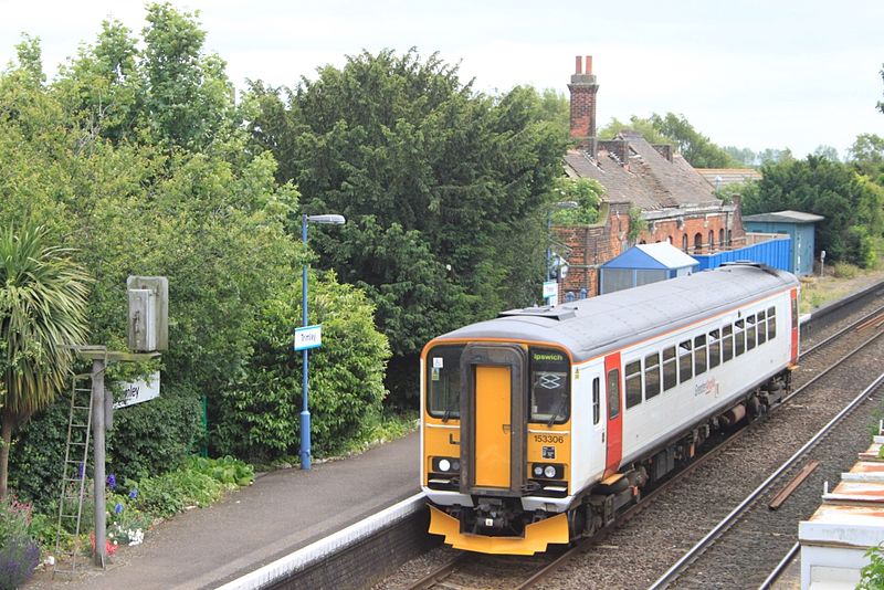 File:Trimley station - Greater Anglia 153306.jpg