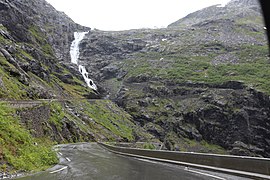 Trollstiggen blizu slapa Stigfossen