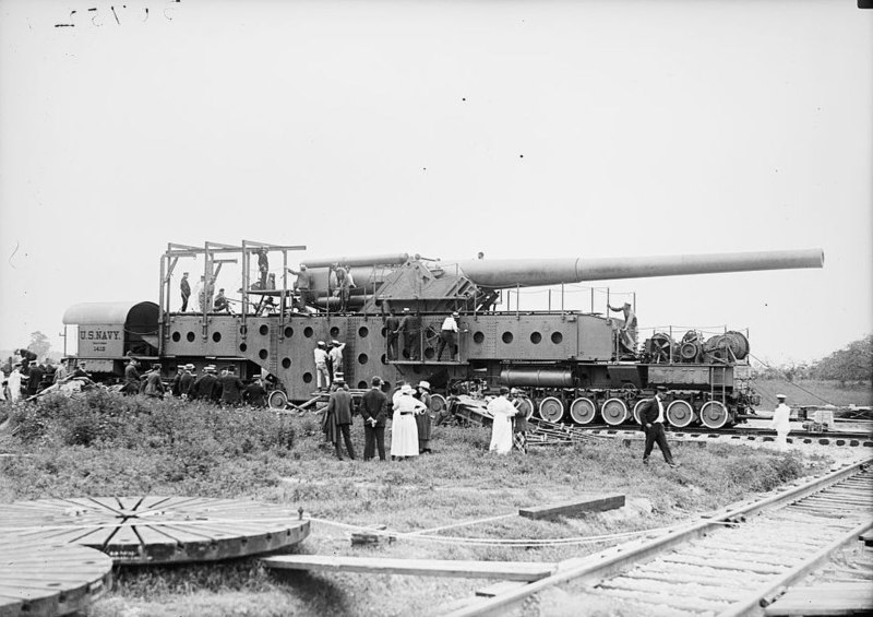 File:USN 14 inch naval gun Mk II right side 1919 LOC 12663.jpg