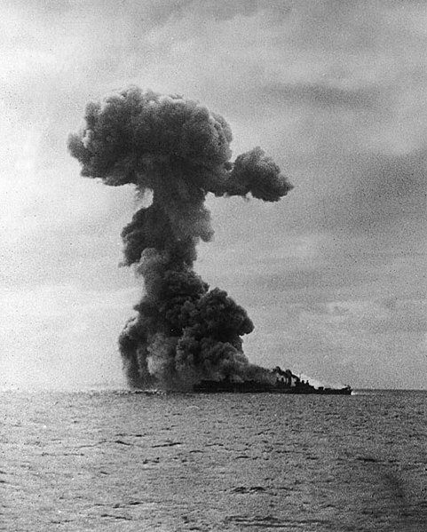 File:USS Princeton (CVL-23) 2nd explosion.jpg