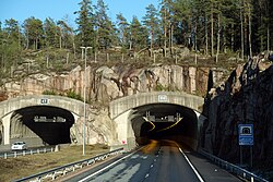 Lakiamäen tunneli