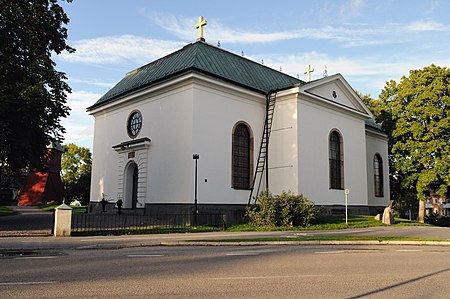 Vaxholms kyrka från gatan