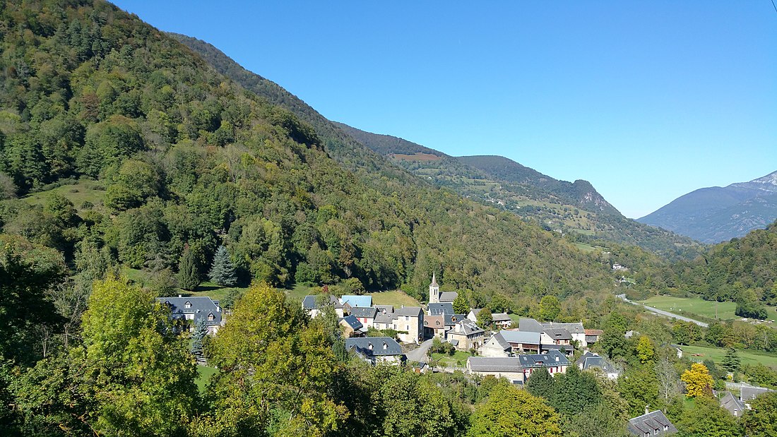 File:Village de Lège.jpg