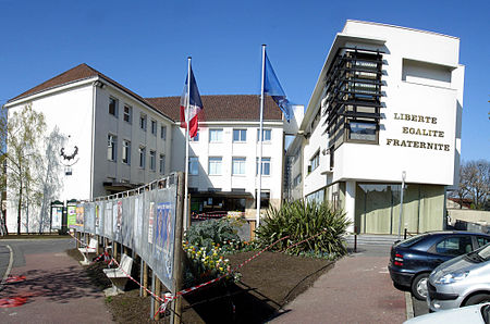 Villepinte Hotel de Ville 01