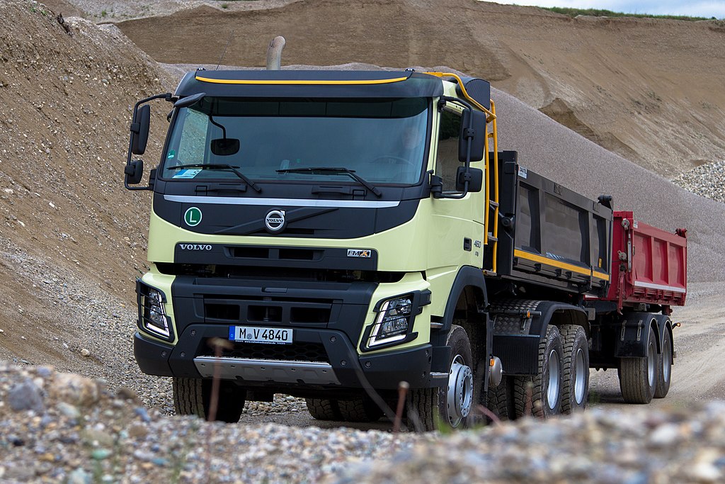 File:Volvo FMX.jpg - Wikimedia Commons