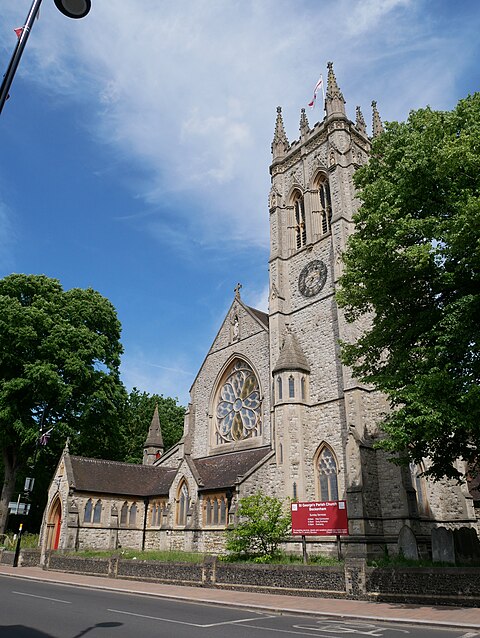 West Face of the Church of Saint George, Beckenham (01).jpg