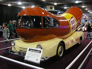 <span class="mw-page-title-main">Wienermobile</span> Sausage-shaped promotional vehicles