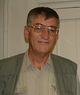 Willem Steenkamp Author, journalist, historian, military analyst and citizen soldier