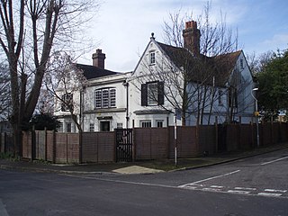 <span class="mw-page-title-main">Wymering Manor</span>
