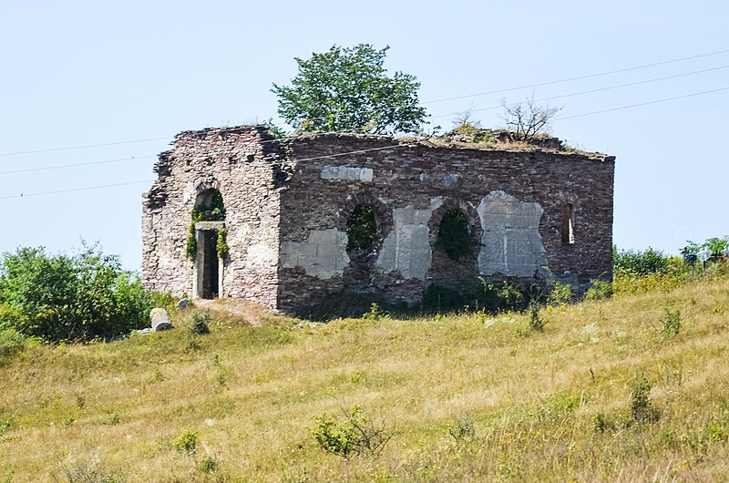 File:Усипальниця Понінських у селі Нирків Тернопільської області.jpg