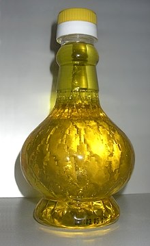 Фигурная бутылка с подсолнечным маслом.jpg