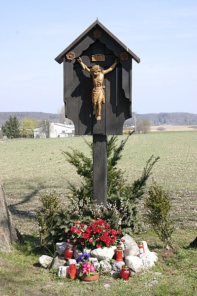 File:- Wayside cross 06 -.jpg