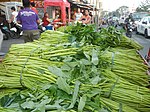 Bundles of I. aquatica being sold by a roadside vendor in Makati City, Philippines