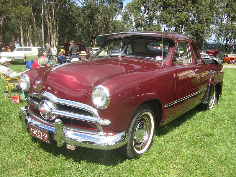 File:1949 Ford Coupe Utility.jpg