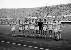 1952 Summer olympics, olympic stadium. The Hungarian national team after the final (Hungary - Yugoslavia 2-0).jpg