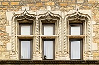 Hôtel Thomassin : détails d'une fenêtre.