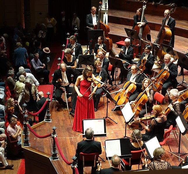 File:20170727 Janine Jansen with Deutsche Kammerphilharmonie Bremen in Concertgebouw Amsterdam.jpg