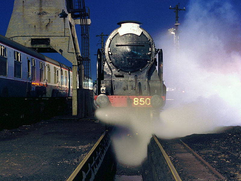 File:850 LORD NELSON at Carnforth (1).jpg