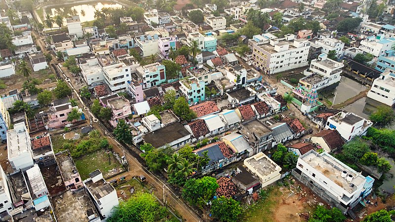 File:Aerial view of Venugopala swami temple area in Eluru.jpg