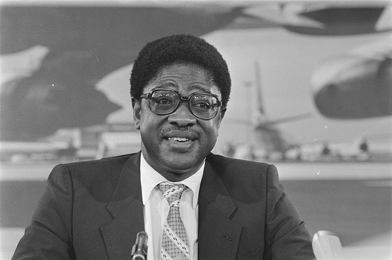 File:AmosWako1984.jpg