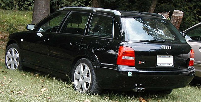 File:Audi-S4-Avant-1.jpg - Wikipedia