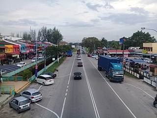 <span class="mw-page-title-main">Parit Sulong</span> Place in Johor, Malaysia