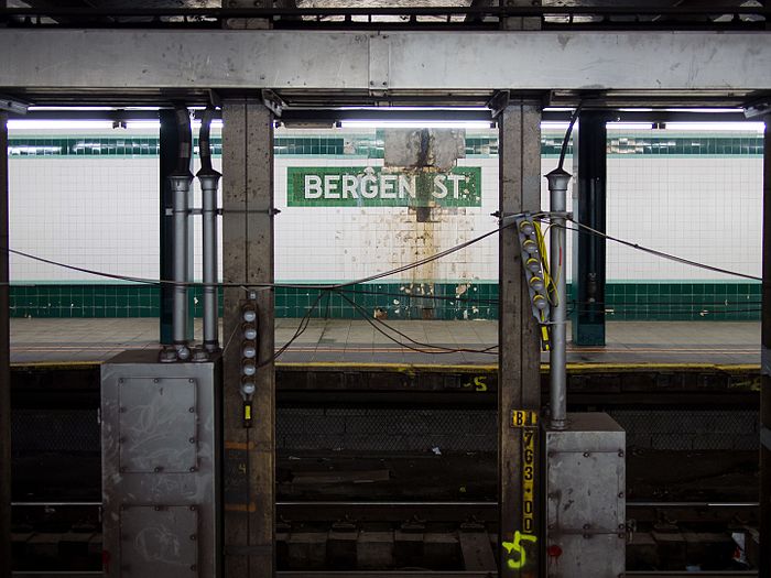 Bergen Street station