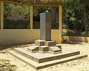 Los restos de la escultura dedicada a la isla de Tenerife y a su clima‬‬‬