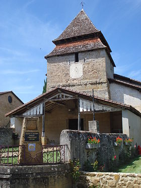 Bougue (Landes), église et balise Compostelle.JPG