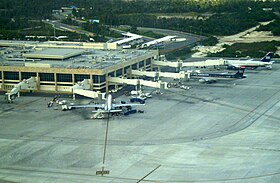 Terminal 3 des internationalen Flughafens Cancún.