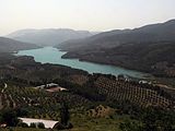 Blick von Hornos de Segura auf den Stausee Tranco de Beas