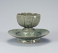 tea cup with flower inlays, Goryeo dynasty