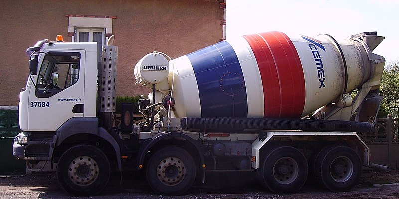 Fichier:Cement mixer Renault Kerax-Liebherr.jpg