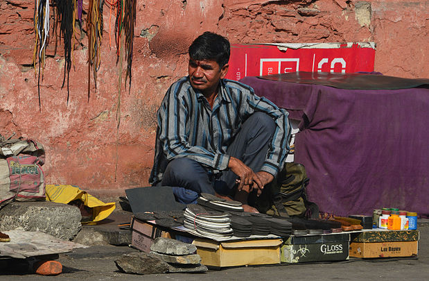 Cobbler in Udaipur.jpg