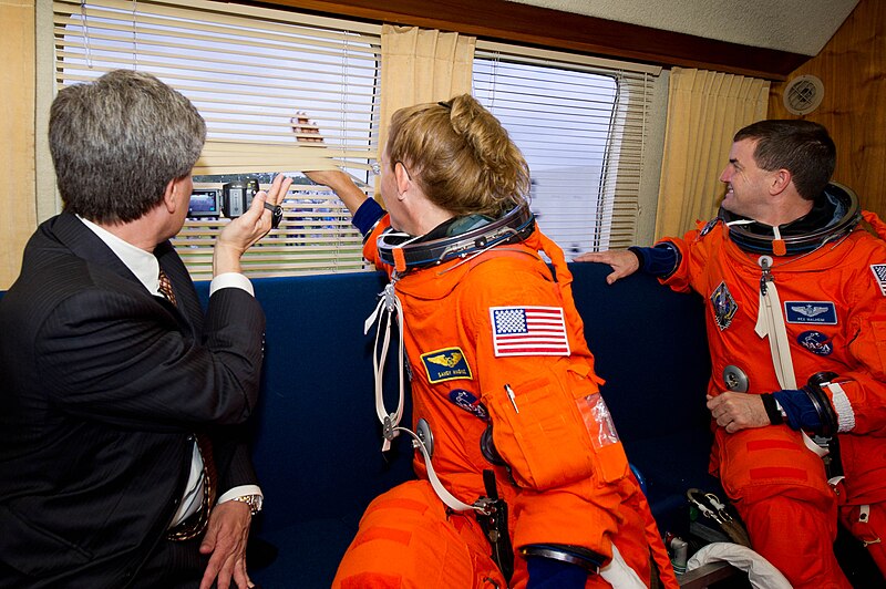 File:Crew of STS-135 shuttled to launch site.jpg