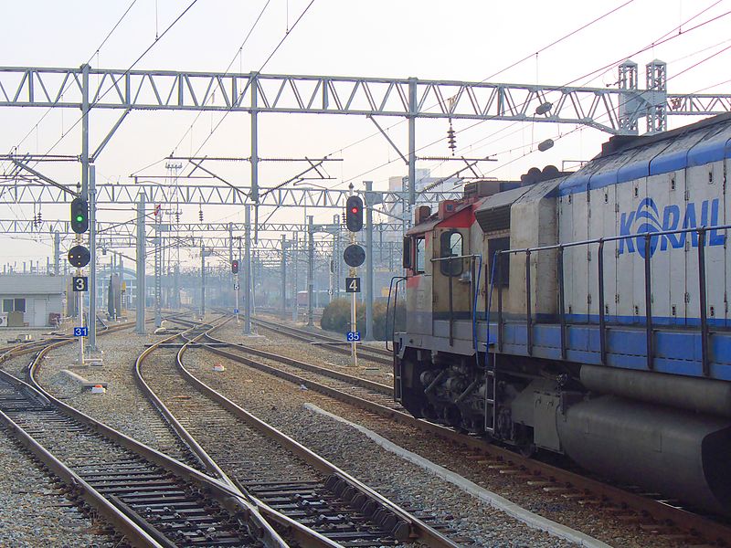 File:Dongdaegu Station, Daegu, South Korea (3165633033).jpg