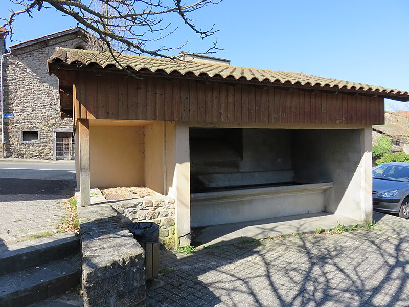 Payl:Dore-l'Église - Lavoir.jpg