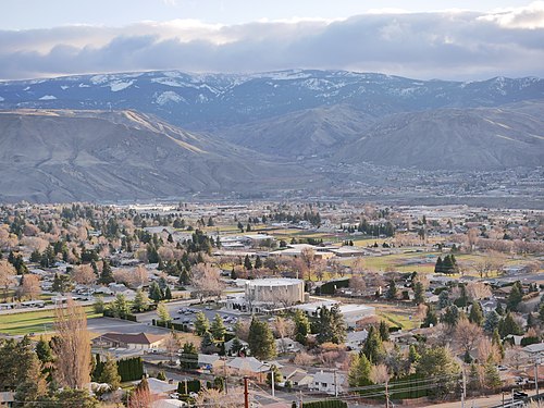 View of the Columbia River from the eastern hills of East Wenatchee