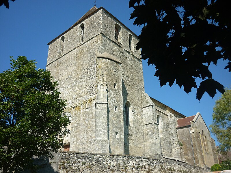 File:Eglise-Saint-Méard-de-Gurçon2.jpg